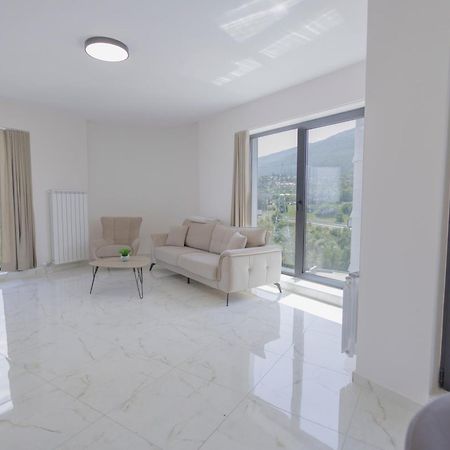 Green Eyes Apartments София Экстерьер фото