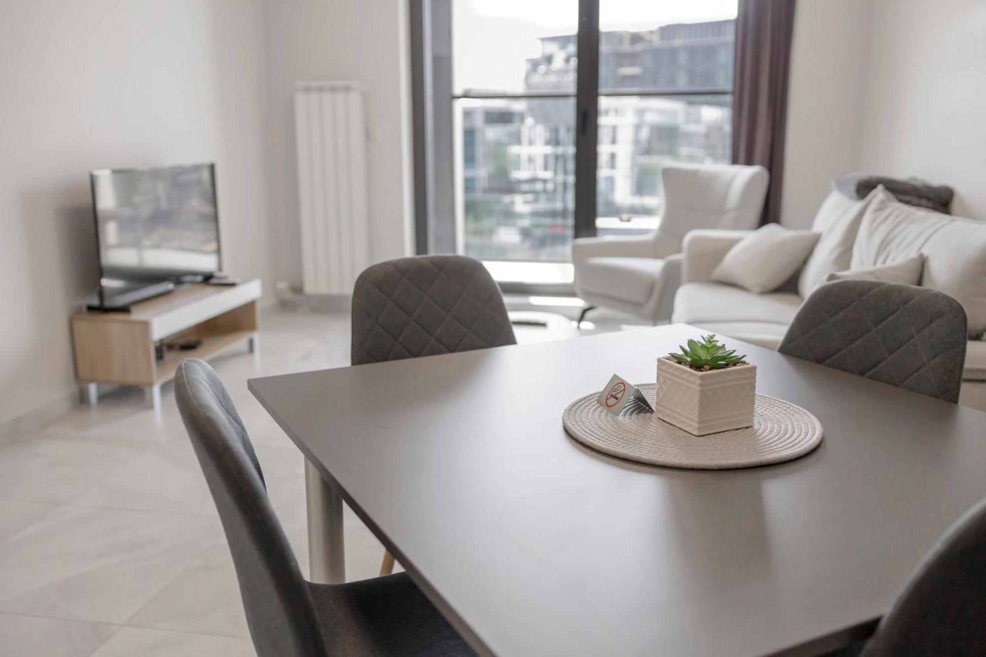 Green Eyes Apartments София Экстерьер фото