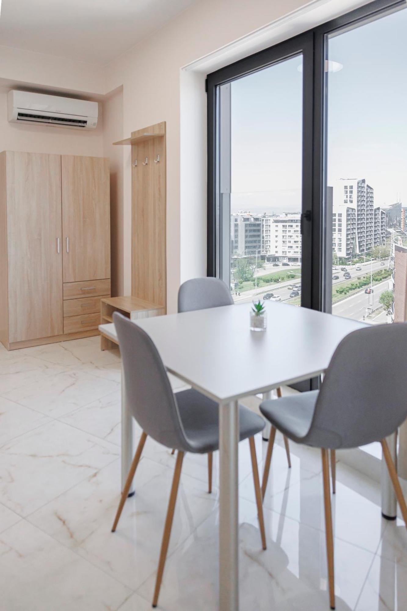 Green Eyes Apartments София Экстерьер фото