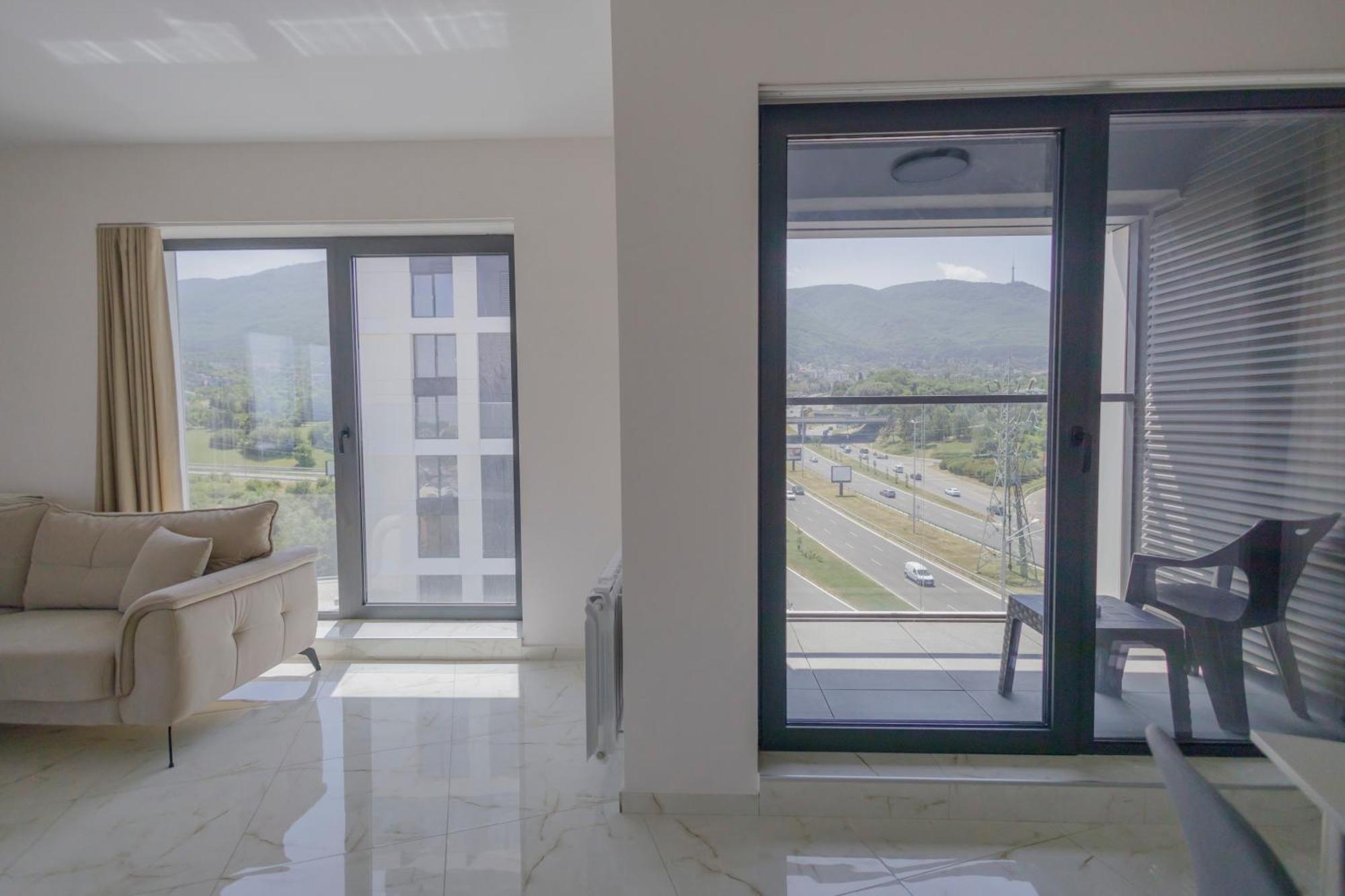 Green Eyes Apartments София Экстерьер фото